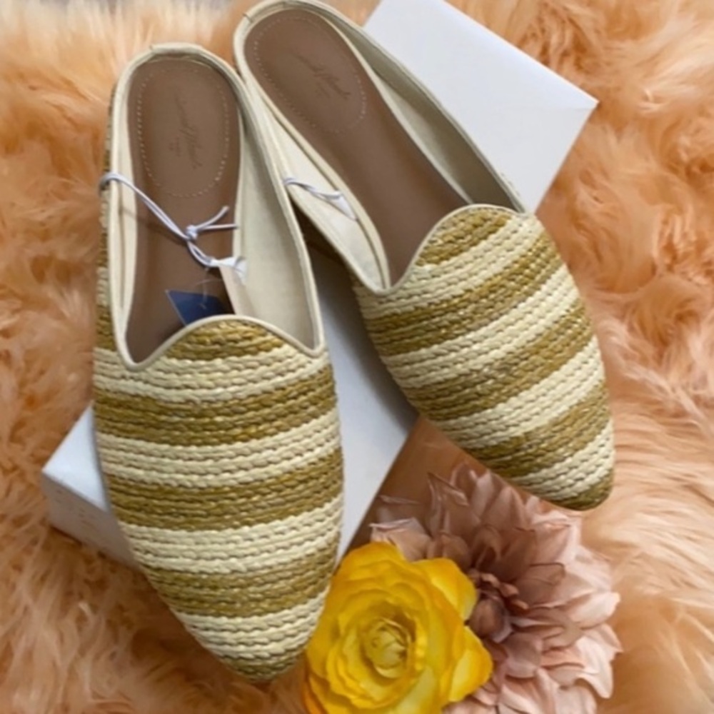 Mule Slide Shoes Cream/Tan Woven Wicker Material & Memory Foam Cushion Sz 6 NEW!